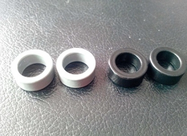 磁環(huán)電感磁芯應(yīng)該怎樣選擇？磁環(huán)顏色以及材質(zhì)之間有什么聯(lián)系？